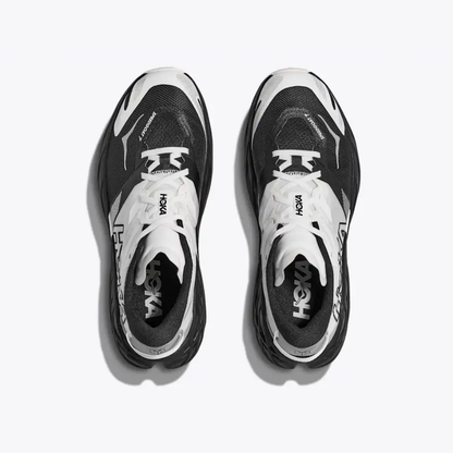 Speedgoat 7 "Black/White"